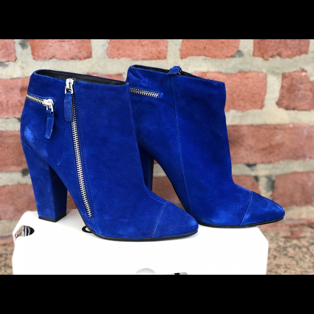 Aldo Odessa Booties 8.5 —- Sold